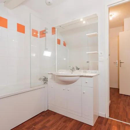 Vignec, 2 Pieces, 6 Personnes - Fr-1-504-152 Apartman Vignec